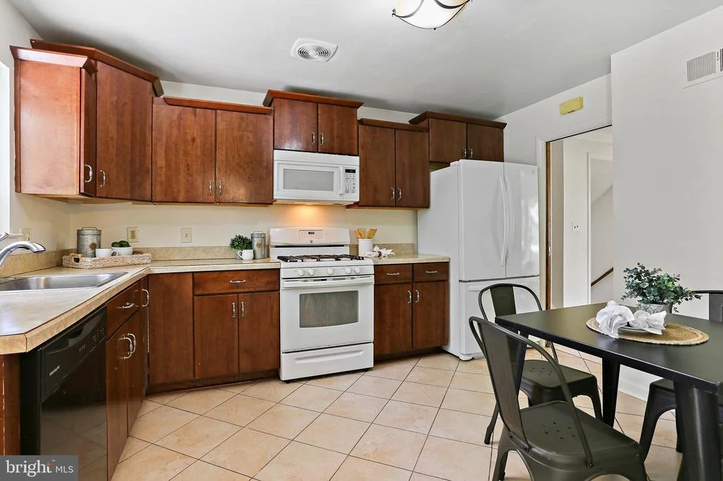 Photo of 13324 SHERWOOD FOREST DRIVE
