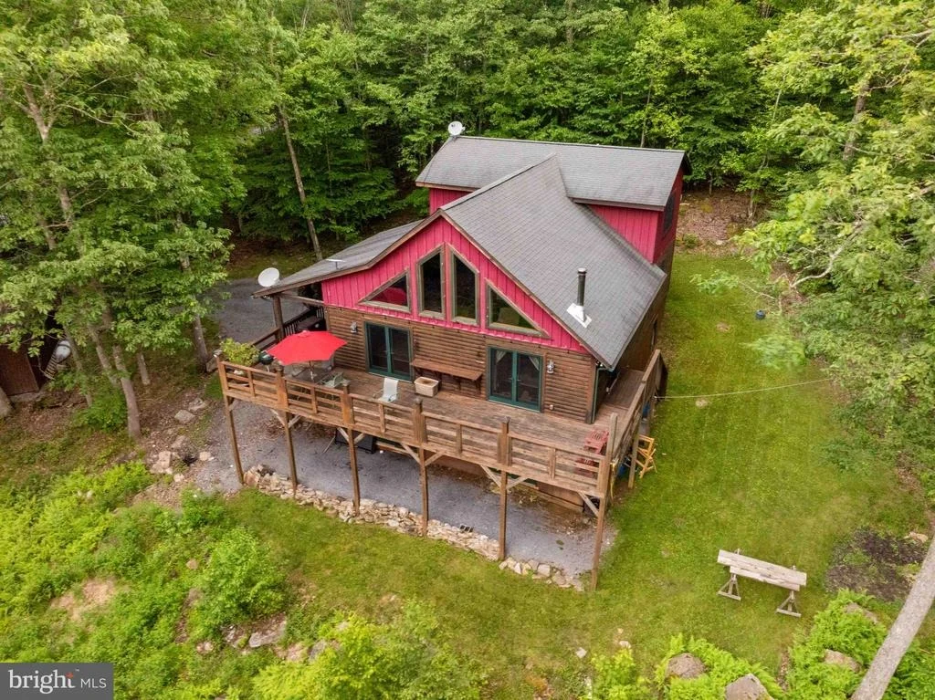 Photo of 995 BETTS LANE