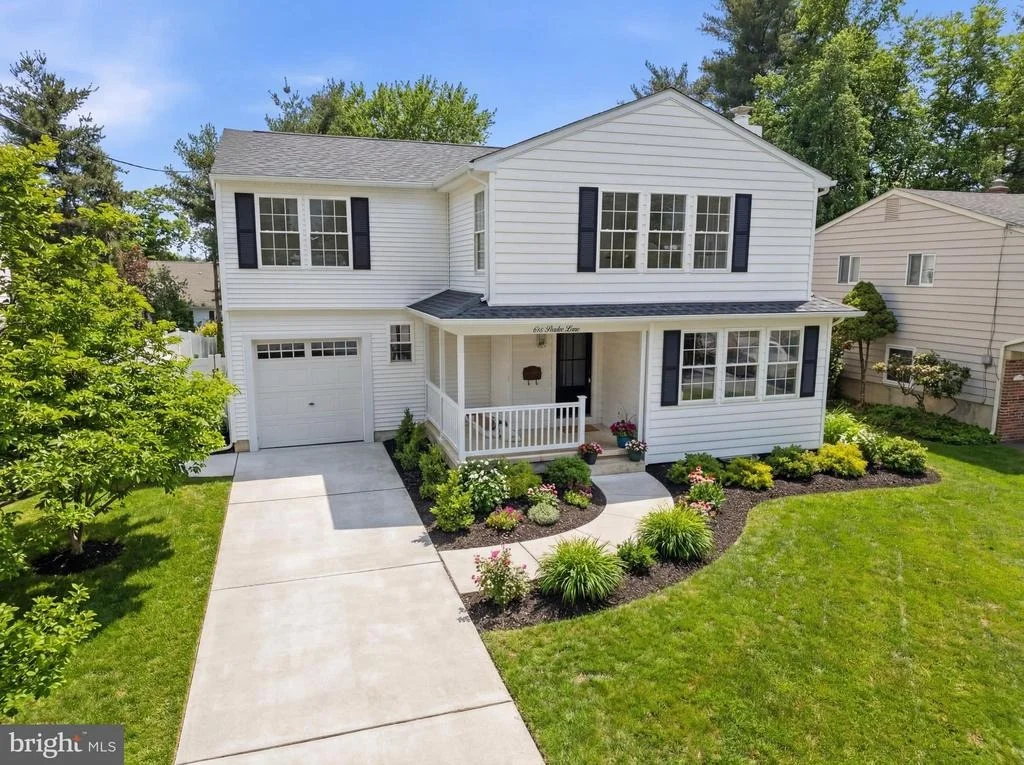 Photo of 615 PARDEE LANE