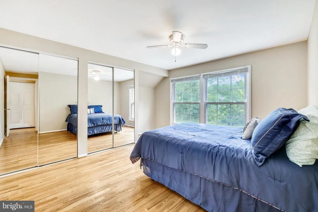 Photo of 2417 NEES LANE