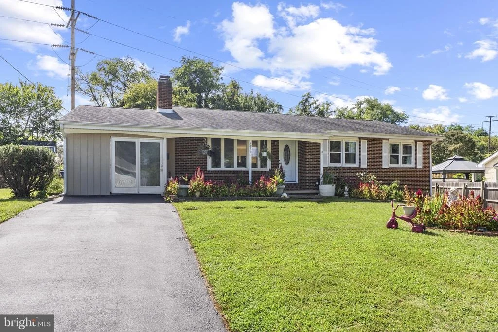 Photo of 1607 CEDAR PARK ROAD