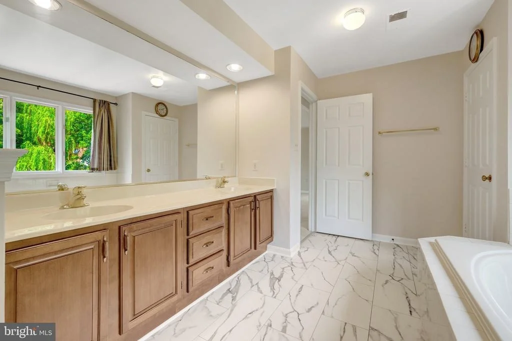 Photo of 1502 SNOWFLAKE COURT
