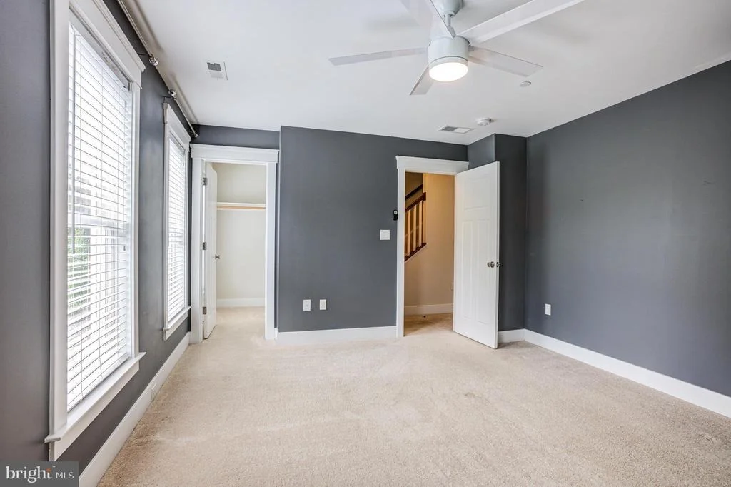 Photo of 614 N BENTZ STREET N