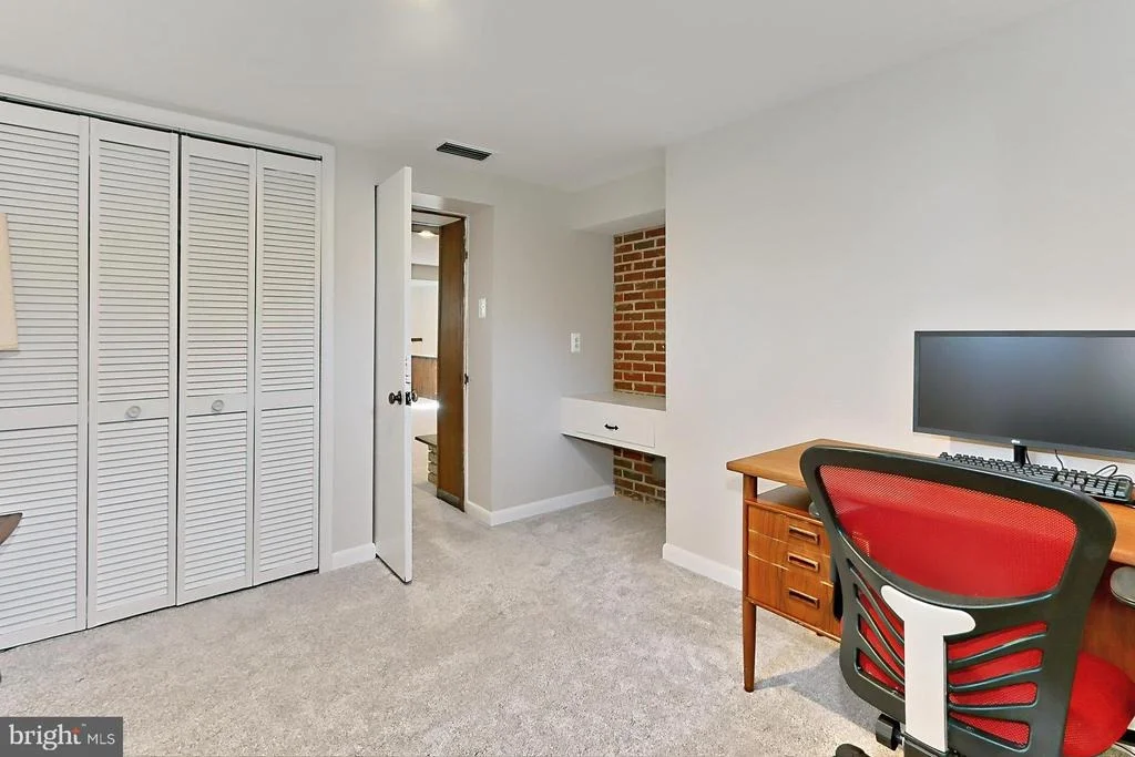 Photo of 4221 SAINT JEROME DRIVE