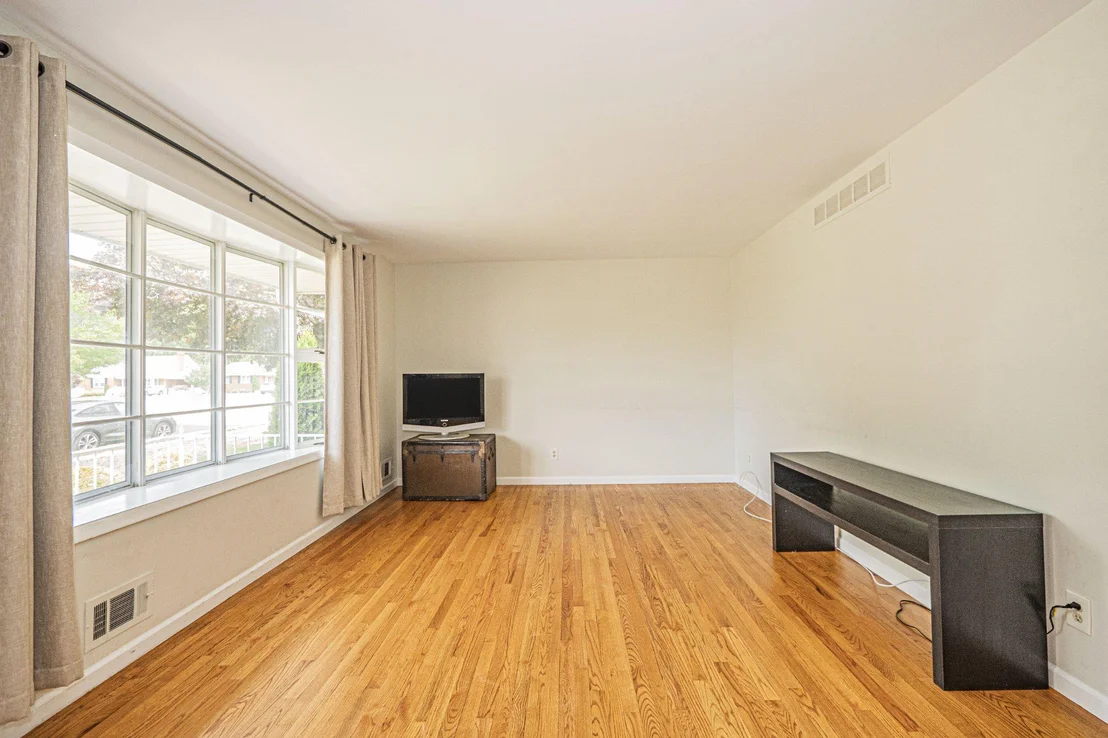Photo of 9907 FORGE PARK ROAD