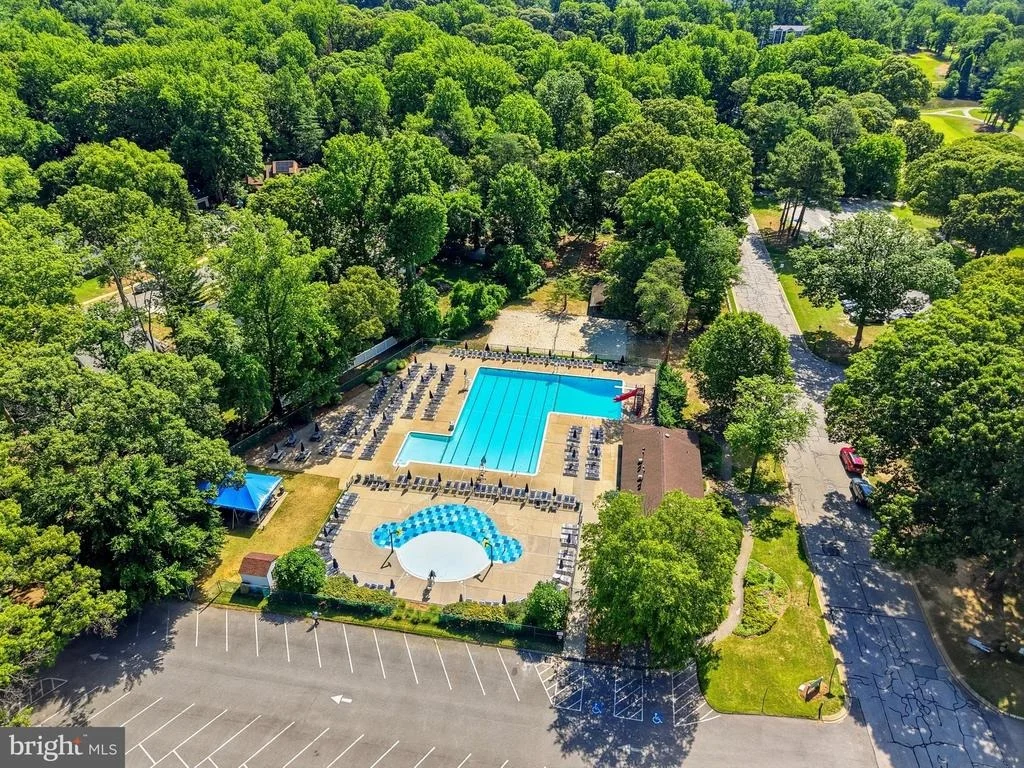 Photo of 636 BAY GREEN DRIVE