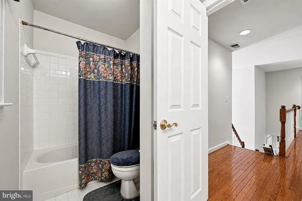 Photo of 45539 LAKESIDE DRIVE