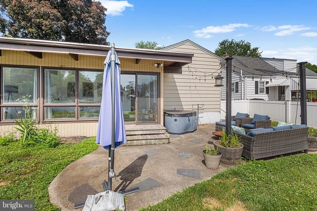 Photo of 600 MAPLE