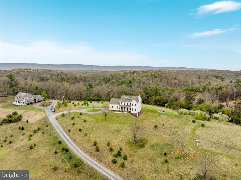 Photo of 230 CONIFER LANE