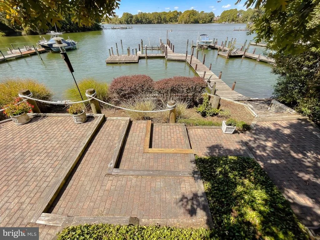 Photo of 369 DEER DRIVE