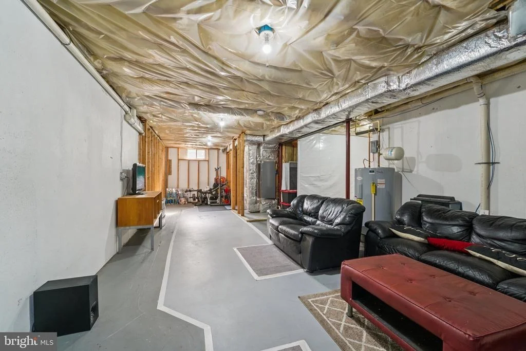Photo of 1005 GULLO ROAD