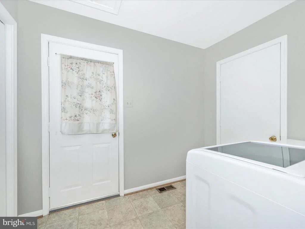 Photo of 802 POINTER RIDGE DRIVE