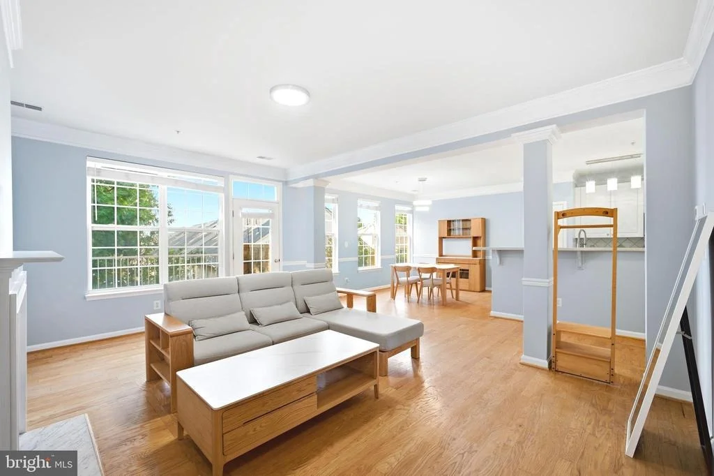 Photo of Unit 310 at 2665 MANHATTAN PLACE