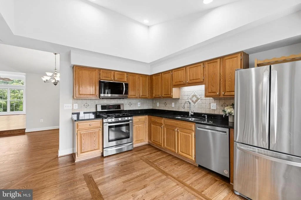 Photo of 5842 RIVERSIDE DRIVE
