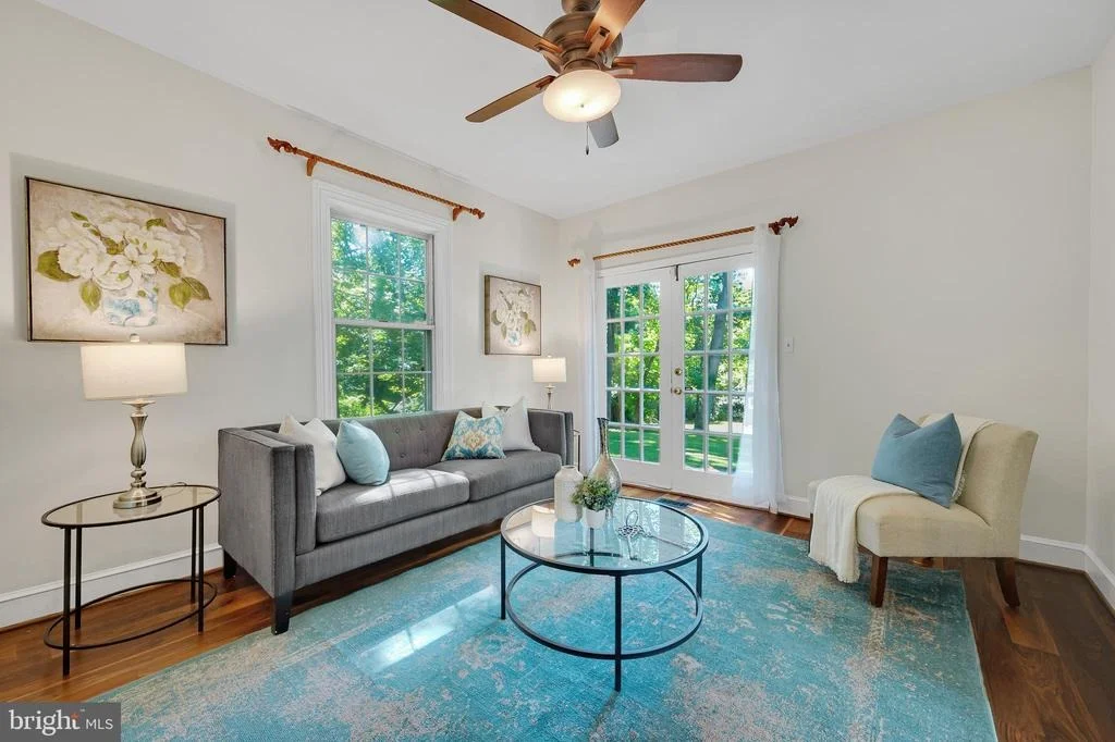 Photo of 2418 FOREST GLEN ROAD