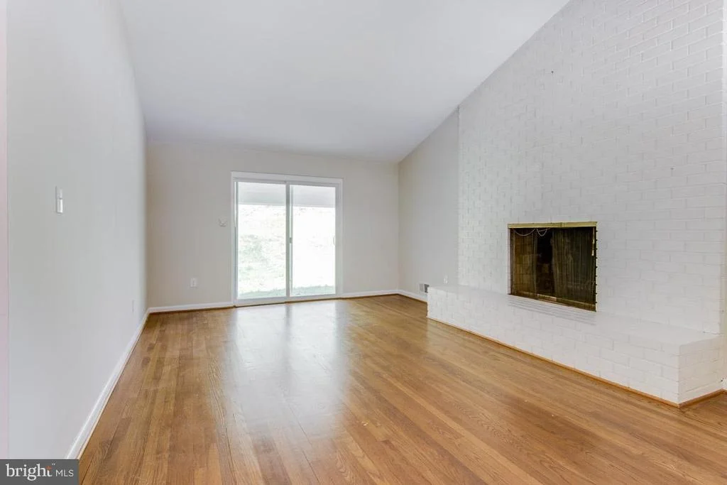 Photo of 217 HILLSBORO DRIVE