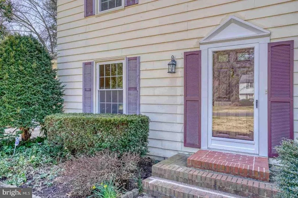 Photo of 74 S FAIRFIELD DRIVE