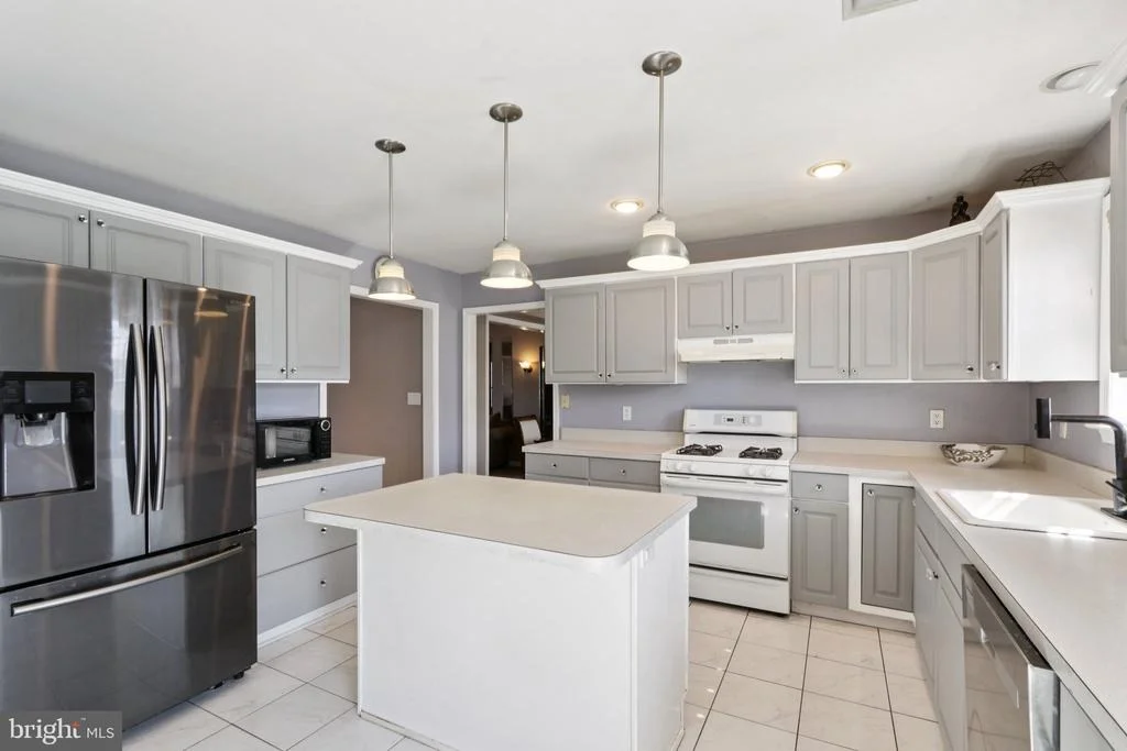 Photo of 187 COMPASS ROAD