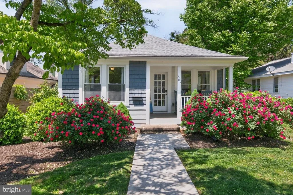 Photo of 607 MELVIN AVENUE