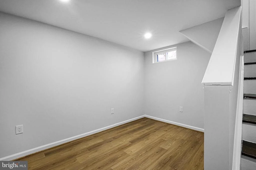 Photo of 4305 GARRETT PARK ROAD
