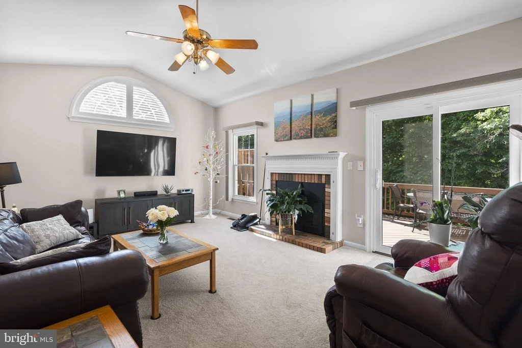 Photo of 14021 HEATHERSTONE DRIVE