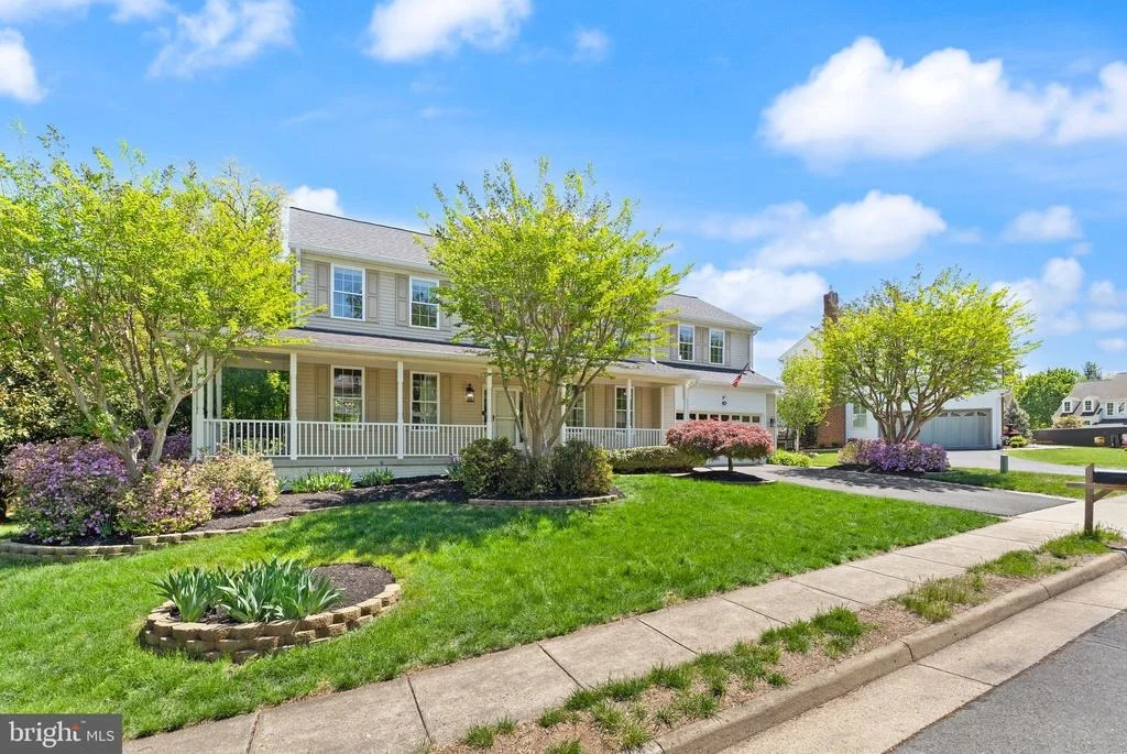 Photo of 817 KENNETH PLACE SE