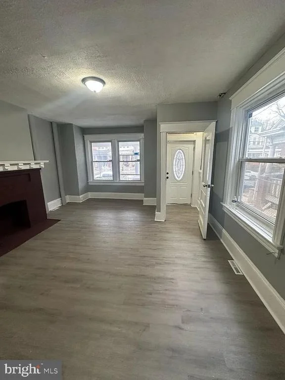 Photo of 32 DELAWAREVIEW AVENUE