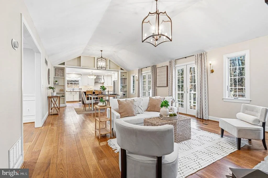 Photo of 901 NAVY ROAD