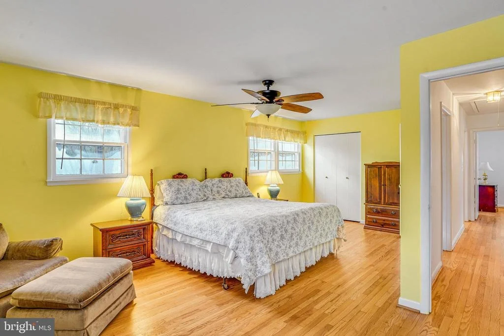Photo of 4825 KINGSTON DRIVE