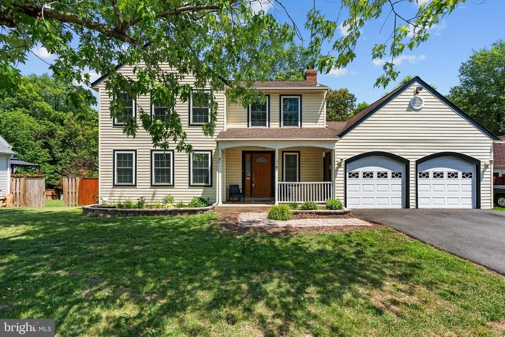 Photo of 316 SILVER RIDGE DRIVE