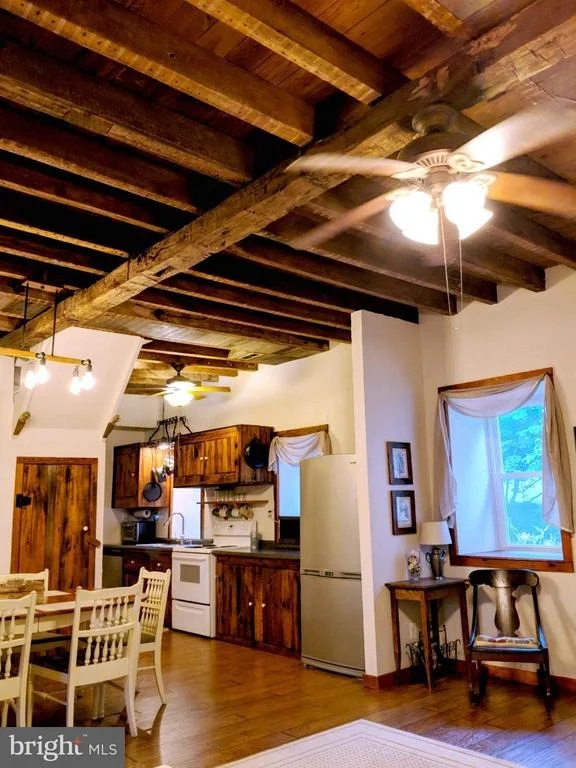 Photo of 1231 BRUCEVILLE ROAD