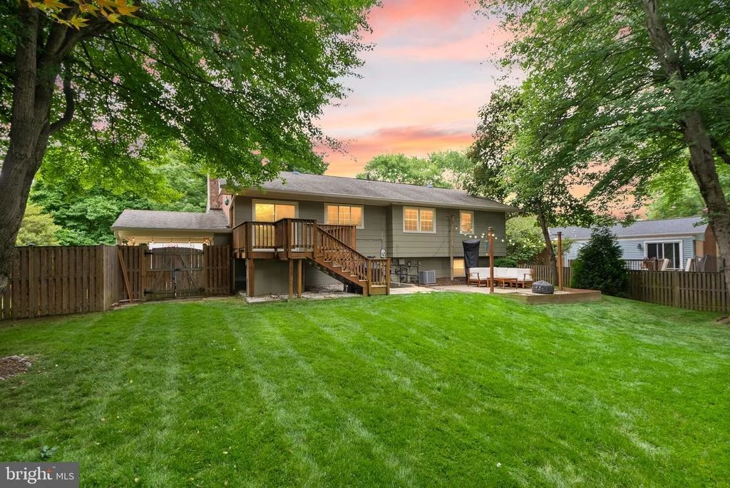 Photo of 8446 PORTER LANE