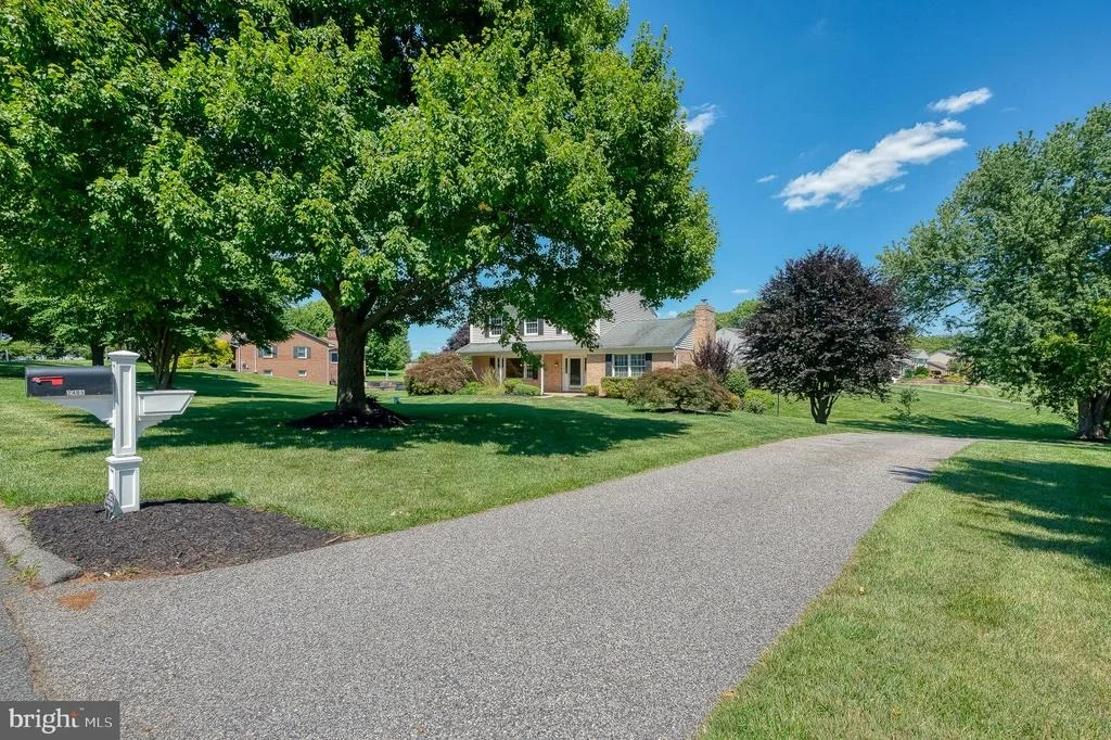 Photo of 2405 CLARET DRIVE