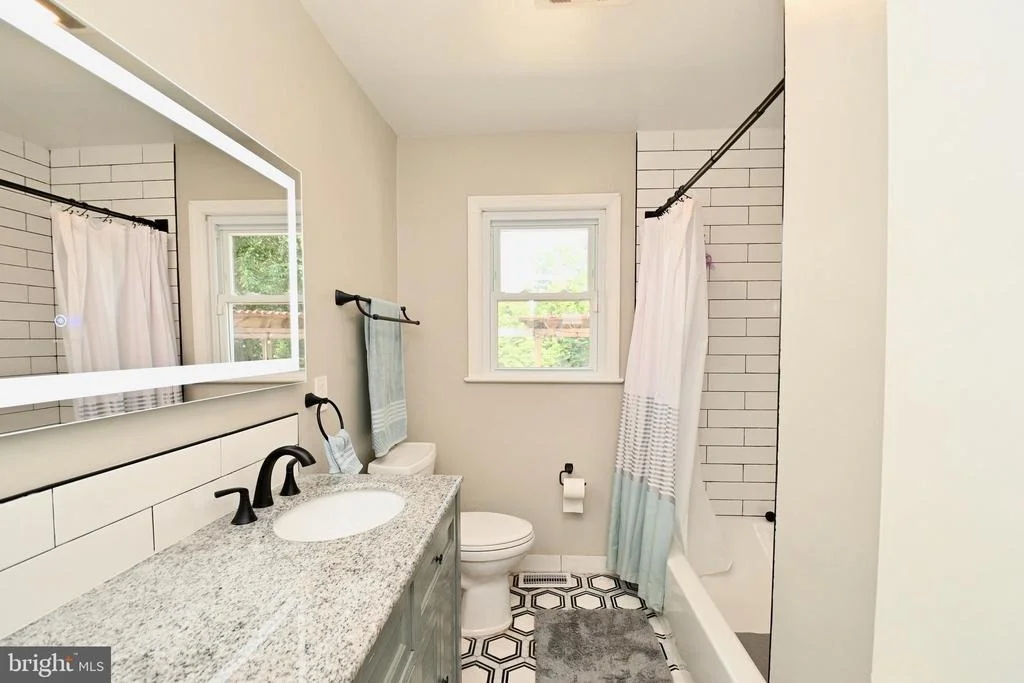 Photo of 1801 ROLLINS DRIVE