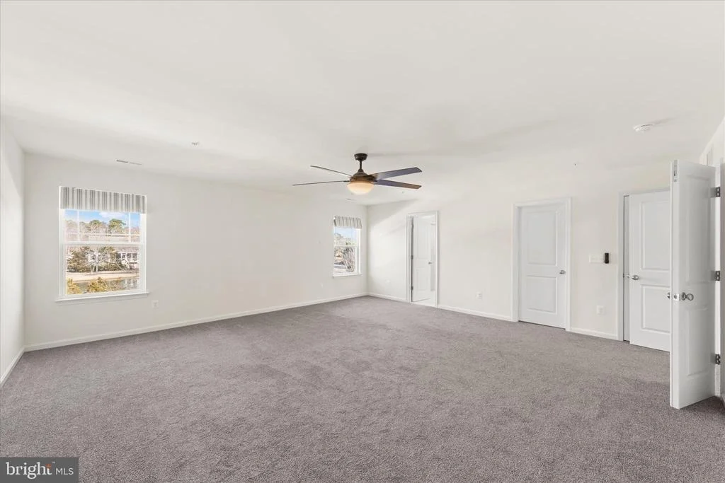 Photo of 5559 TRAFALGAR CIRCLE