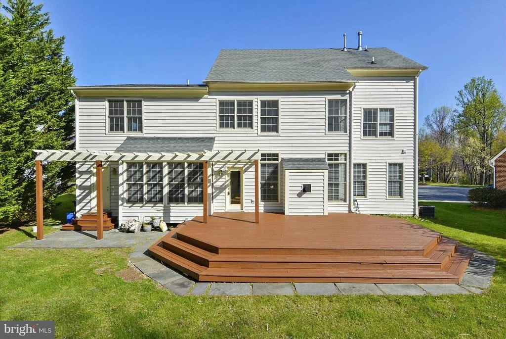 Photo of 8935 FALLS FARM DRIVE
