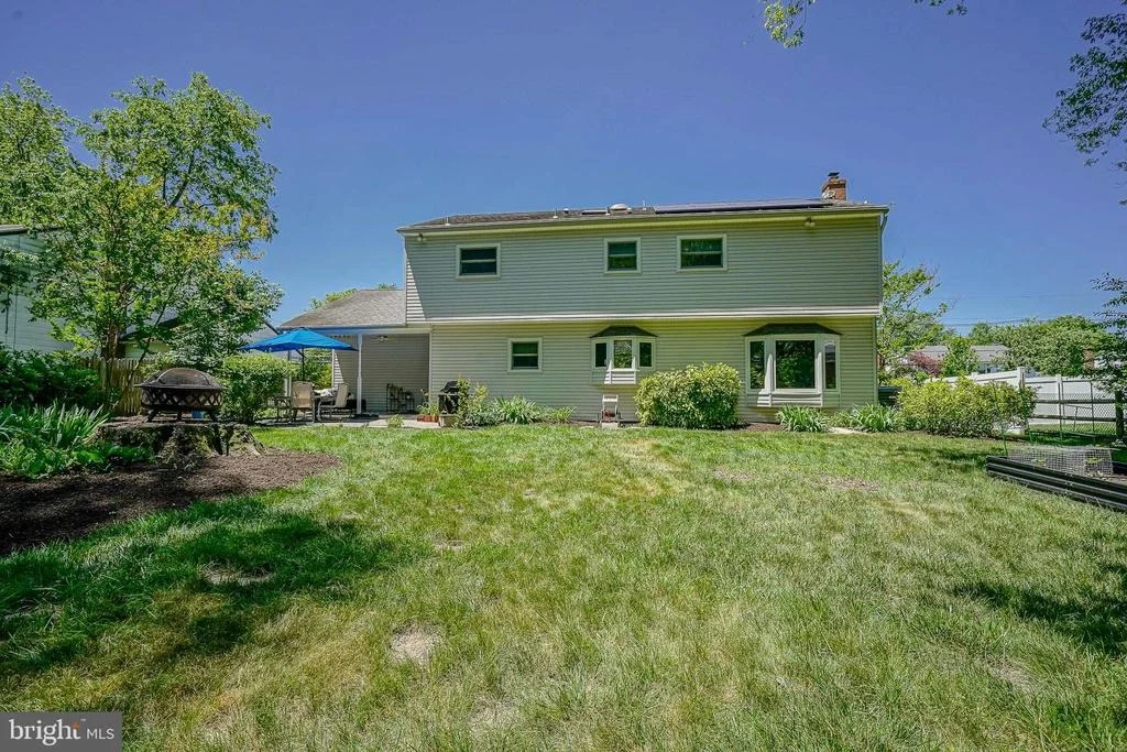 Photo of 1237 HEARTWOOD DRIVE