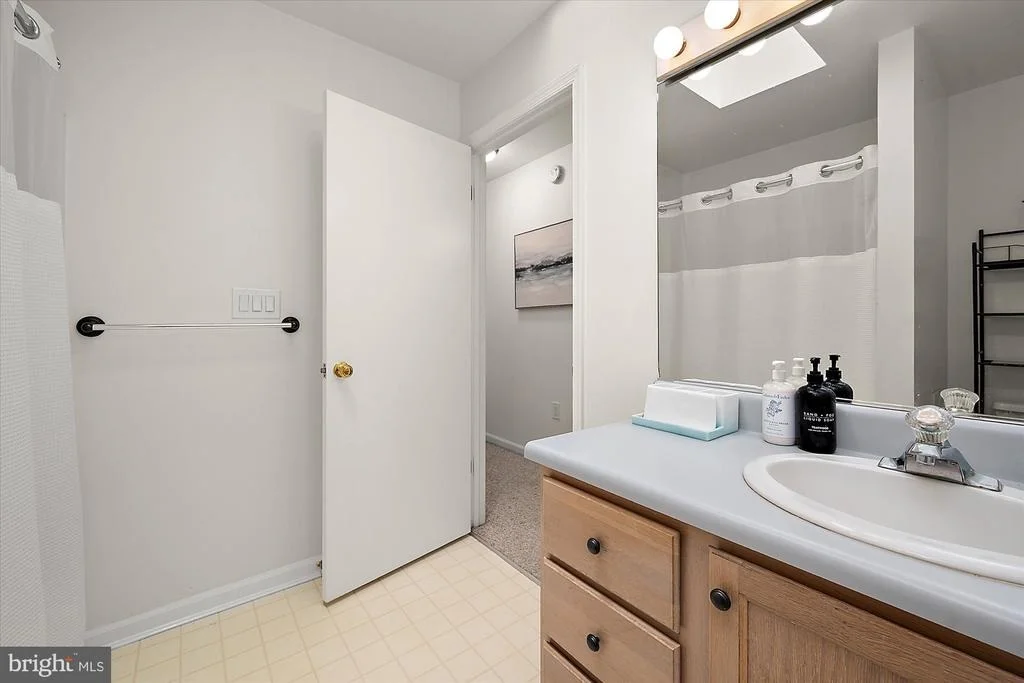 Photo of 50 WINDJAMMER ROAD
