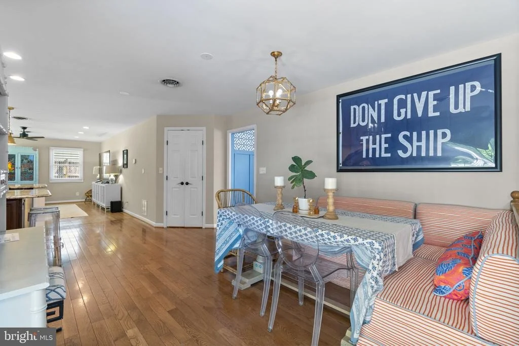 Photo of 52 SUNSET DRIVE