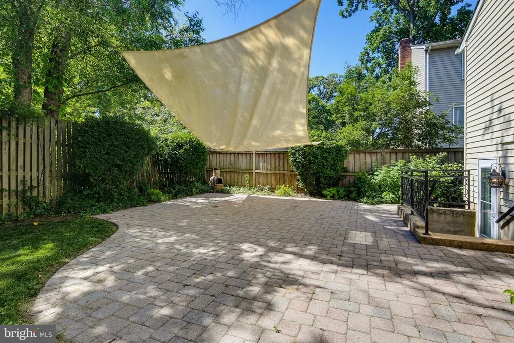 Photo of 601 CENTER DRIVE