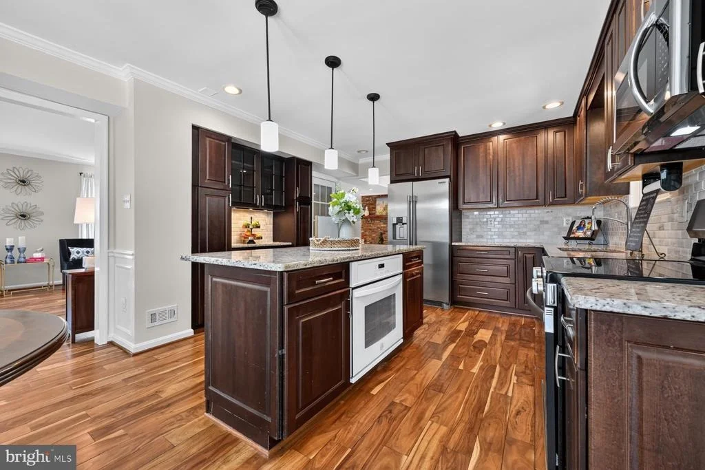 Photo of 8327 SAIL COURT