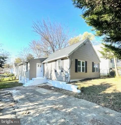 Photo of 500 GOLDLEAF AVENUE