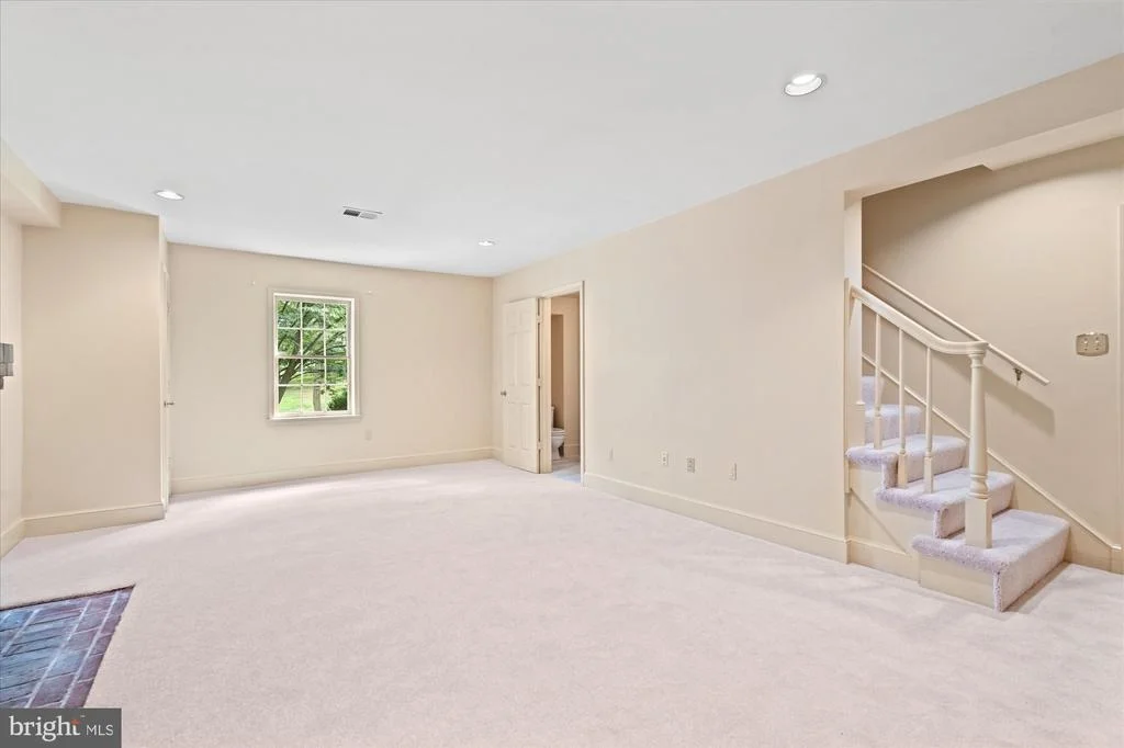 Photo of 1033 SWINKS MILL ROAD