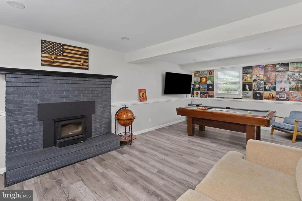 Photo of 6 INDEPENDENCE DRIVE