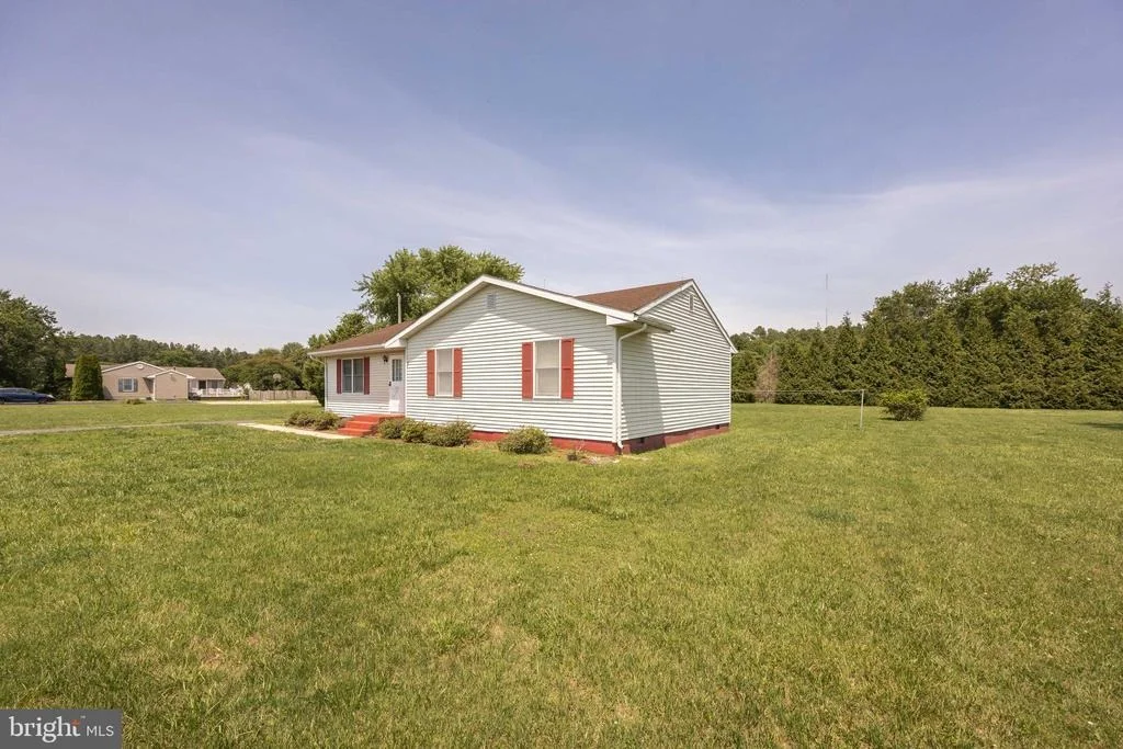 Photo of 8525 N WEST ROAD