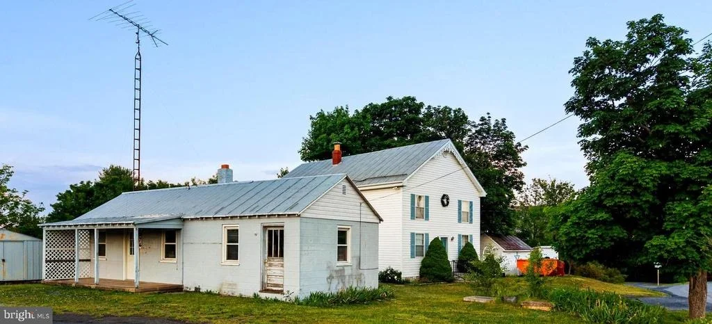 Photo of 2974 MARTINSBURG