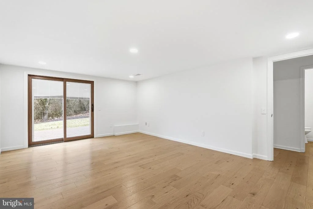 Photo of 4001 FEATHERSTONE PLACE