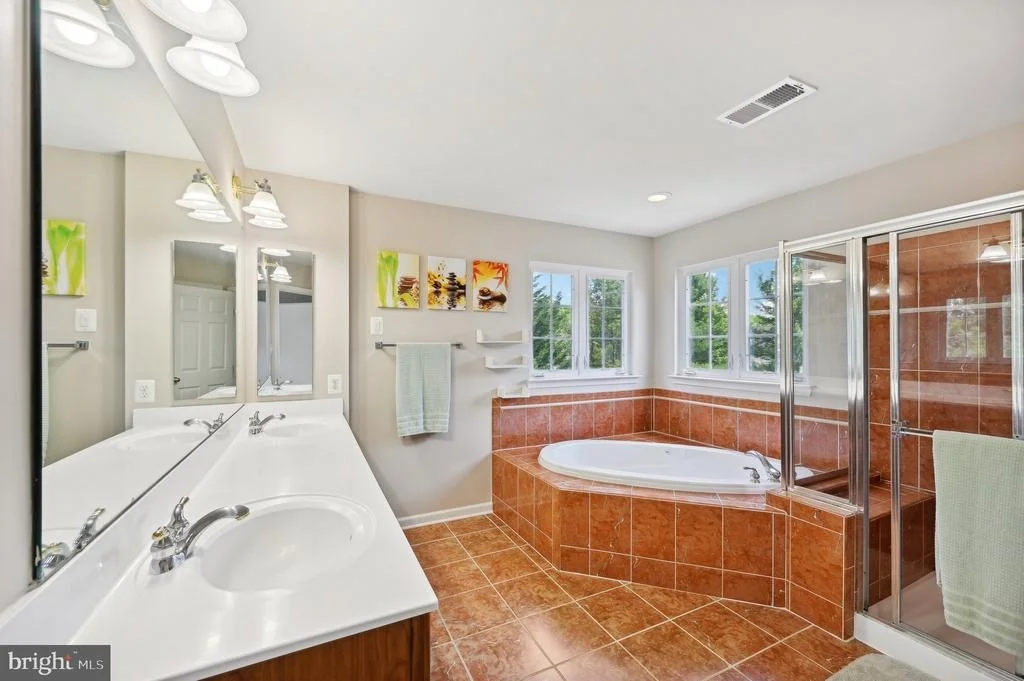 Photo of 2132 CHESTNUT LANE