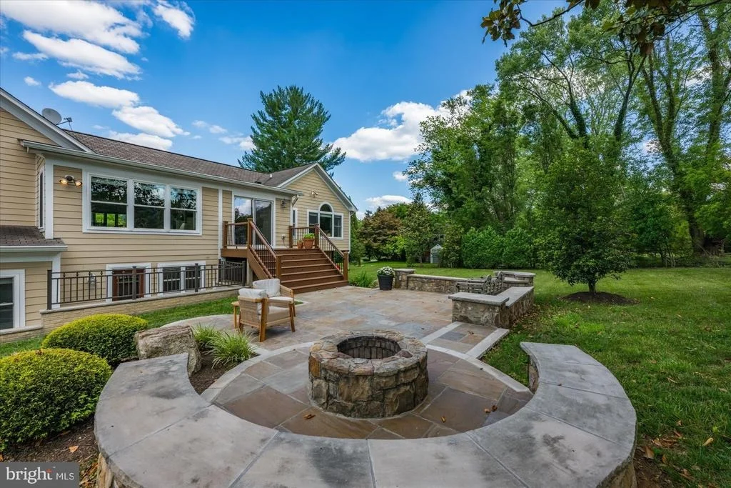 Photo of 816 CONSTELLATION DRIVE