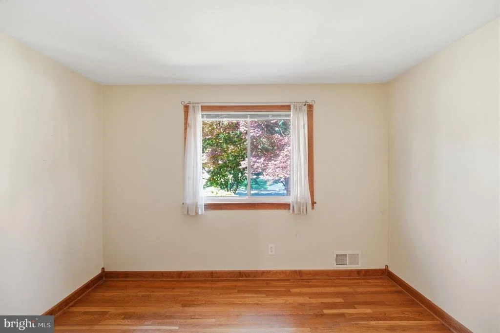Photo of 12615 EASTBOURNE DRIVE